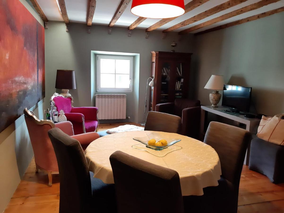 Piazza Vecchia Apartment